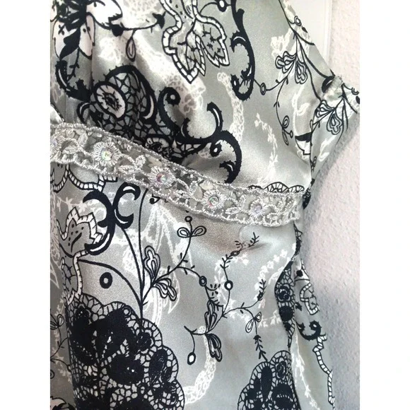 Y2K Babydoll Top Medium Gray Romantic Floral Satin Boho Fairy Grunge Whimsigoth - Picture 5 of 15